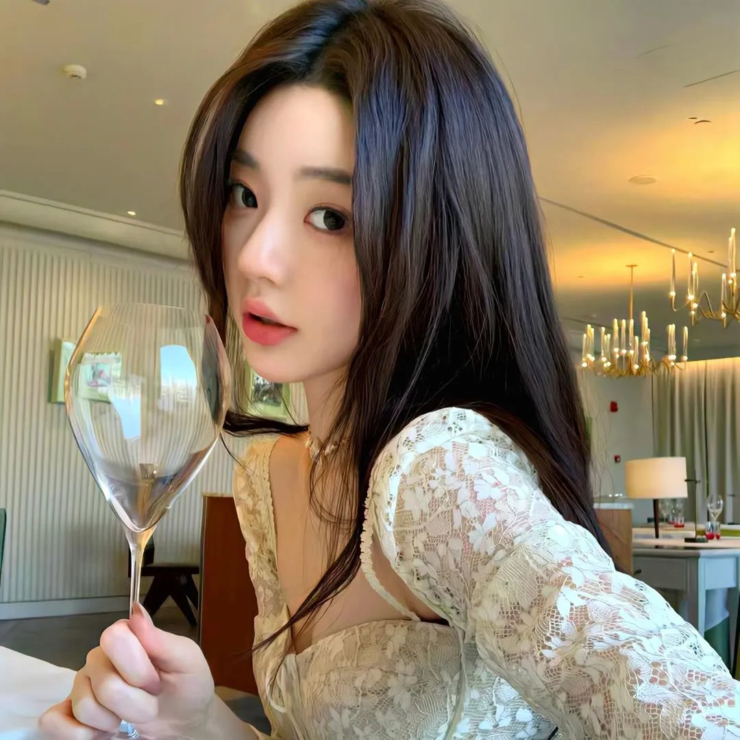 黑夜里的眼睛